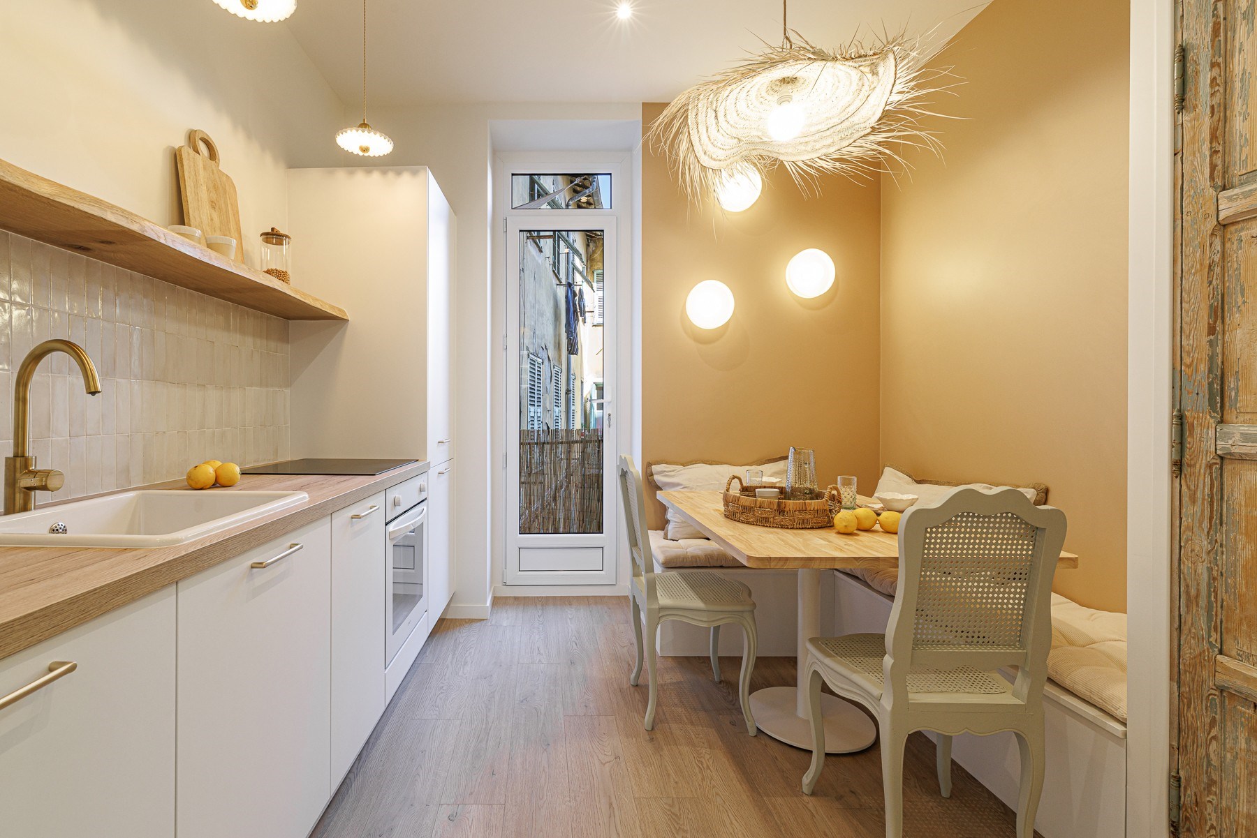  Nice Port 2 bedroom apartment 51 sqm renovated investment property near tramway… - 物件實景