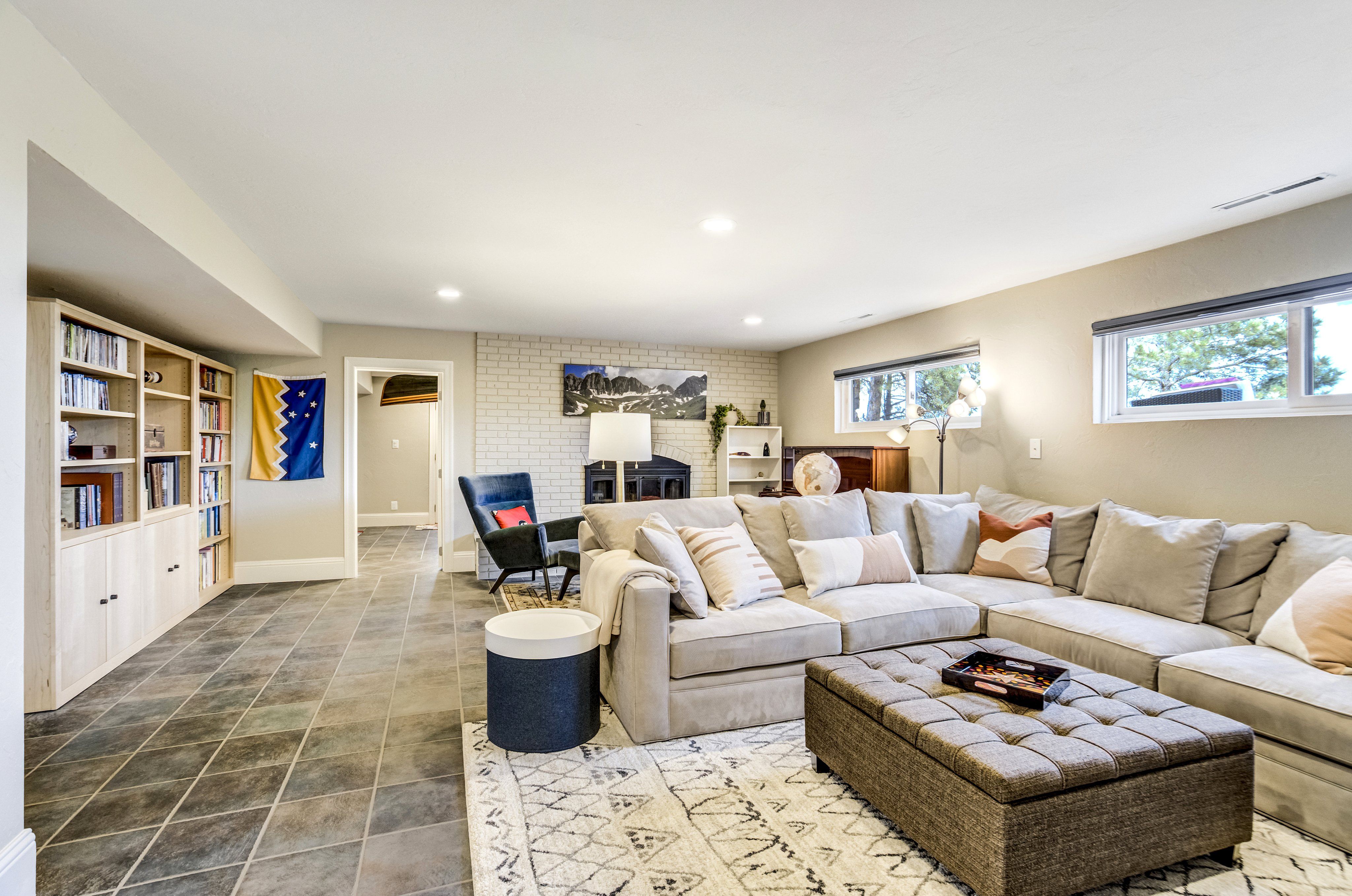  Don Price Mid-Century in Broadmoor Heights: 8 Midland Road - 物件實景