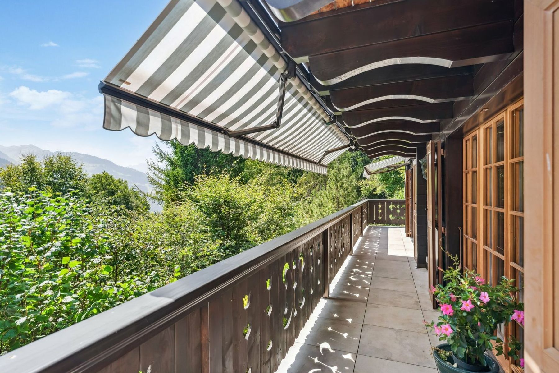  Chalet Muir Woods - green surroundings, close to transport links - 物件實景