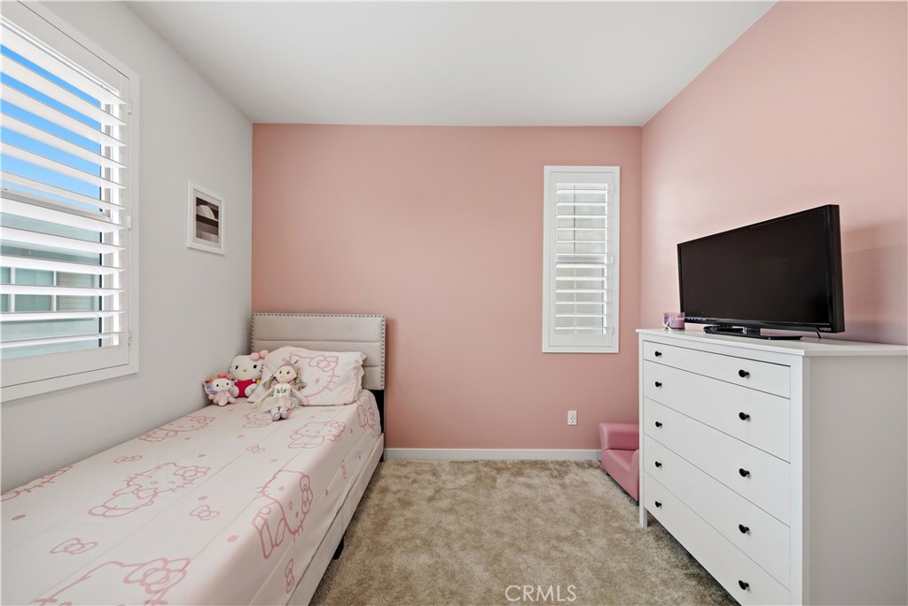Fontana, California, 92336, United States, 3 Bedrooms Bedrooms, ,2 BathroomsBathrooms,Residential,For Sale,2037862