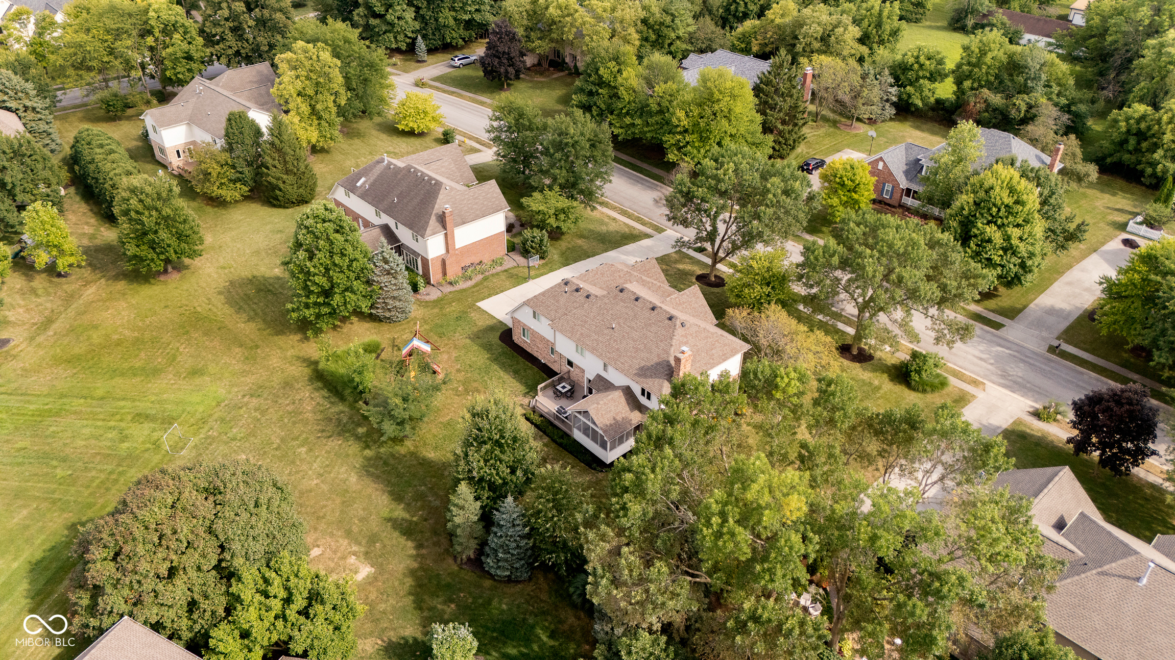 Carmel, Indiana, 46032, United States, 4 Bedrooms Bedrooms, ,4 BathroomsBathrooms,Residential,For Sale,1936006