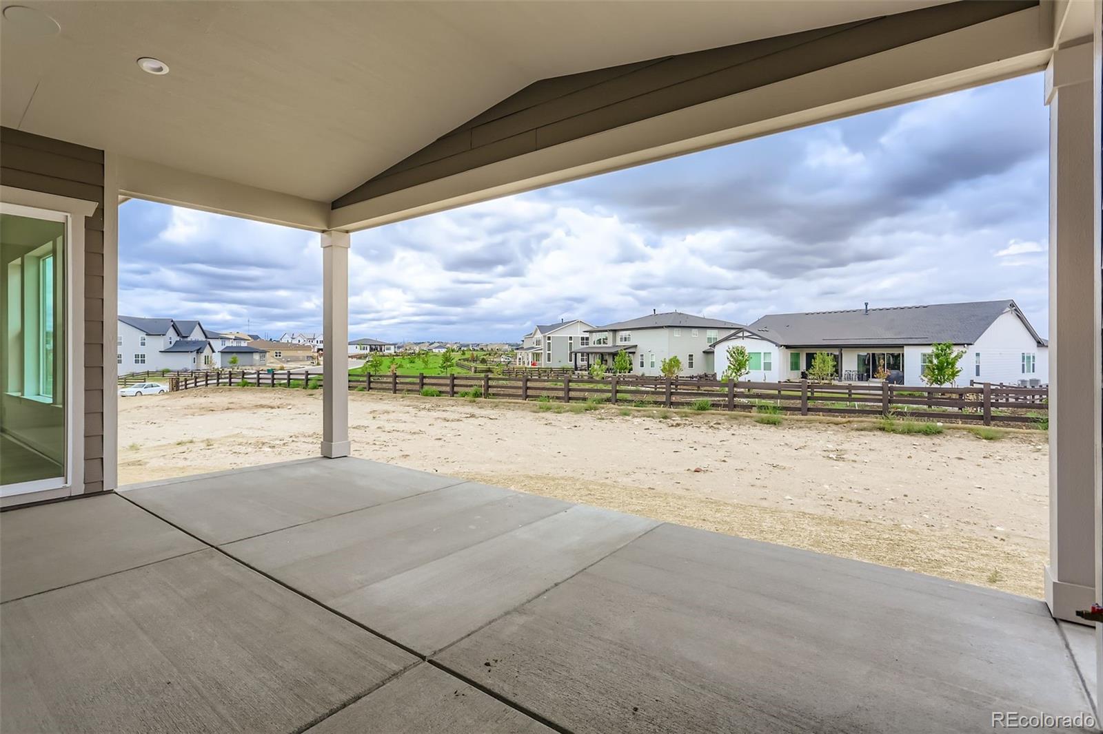 Castle Rock, Colorado, 80108, United States, 3 Bedrooms Bedrooms, ,3 BathroomsBathrooms,Residential,For Sale,1837233