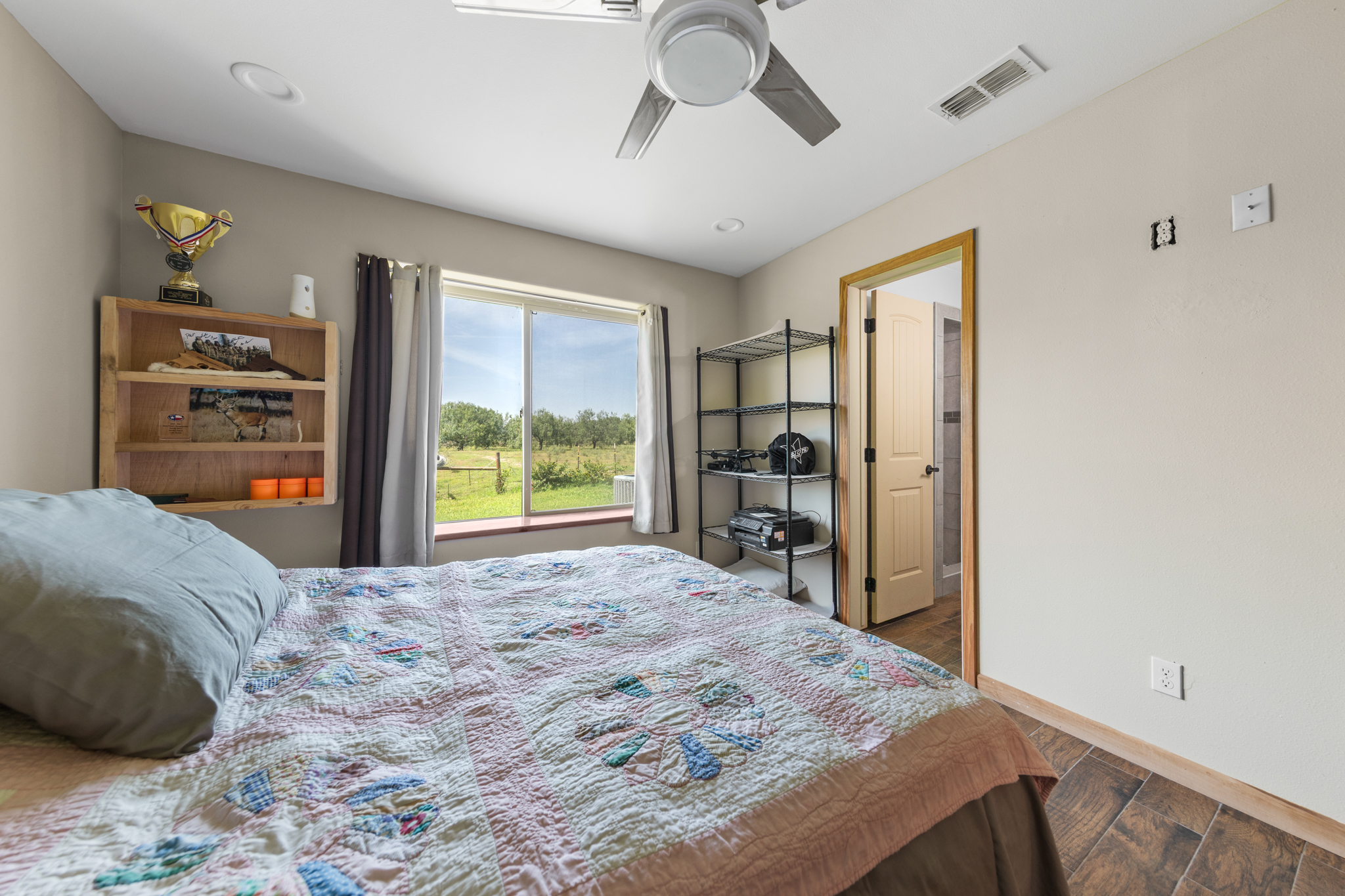 La Feria, Texas, 78559, United States, 3 Bedrooms Bedrooms, ,3 BathroomsBathrooms,Residential,For Sale,1890902