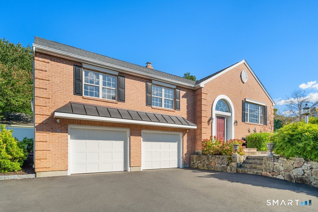 Briarwood Dr, Seymour, CT 06483