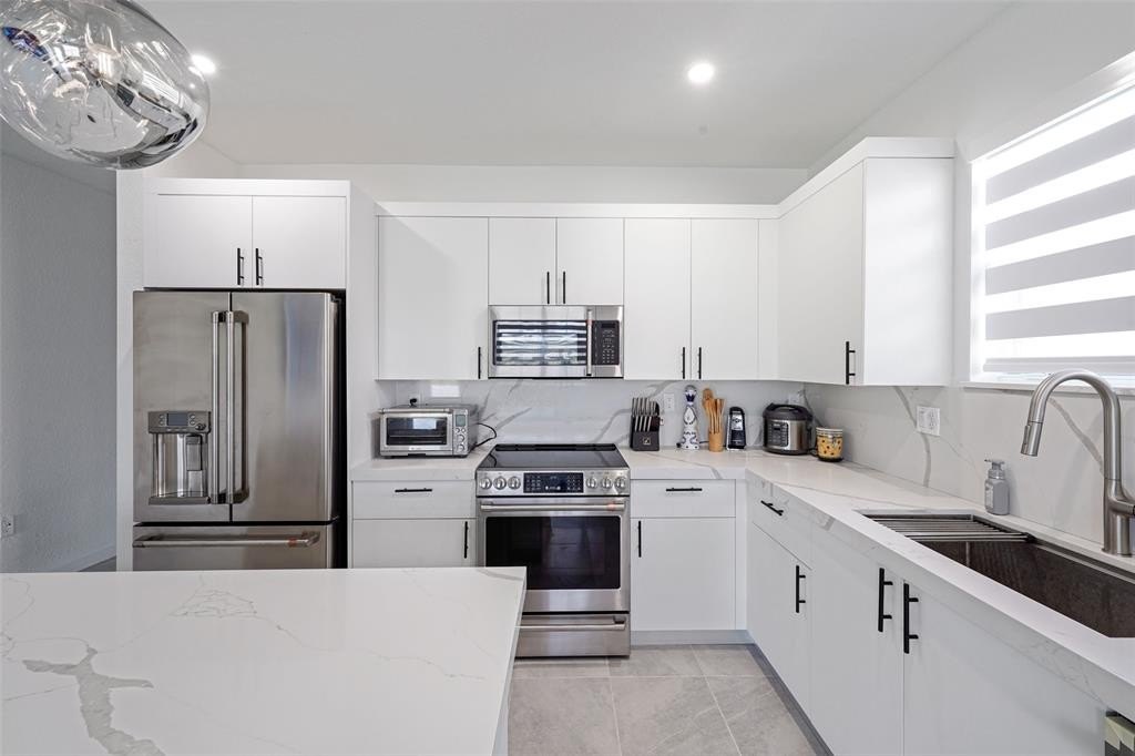 Homestead, Florida, 33035, United States, 4 Bedrooms Bedrooms, ,3 BathroomsBathrooms,Residential,For Sale,1984015