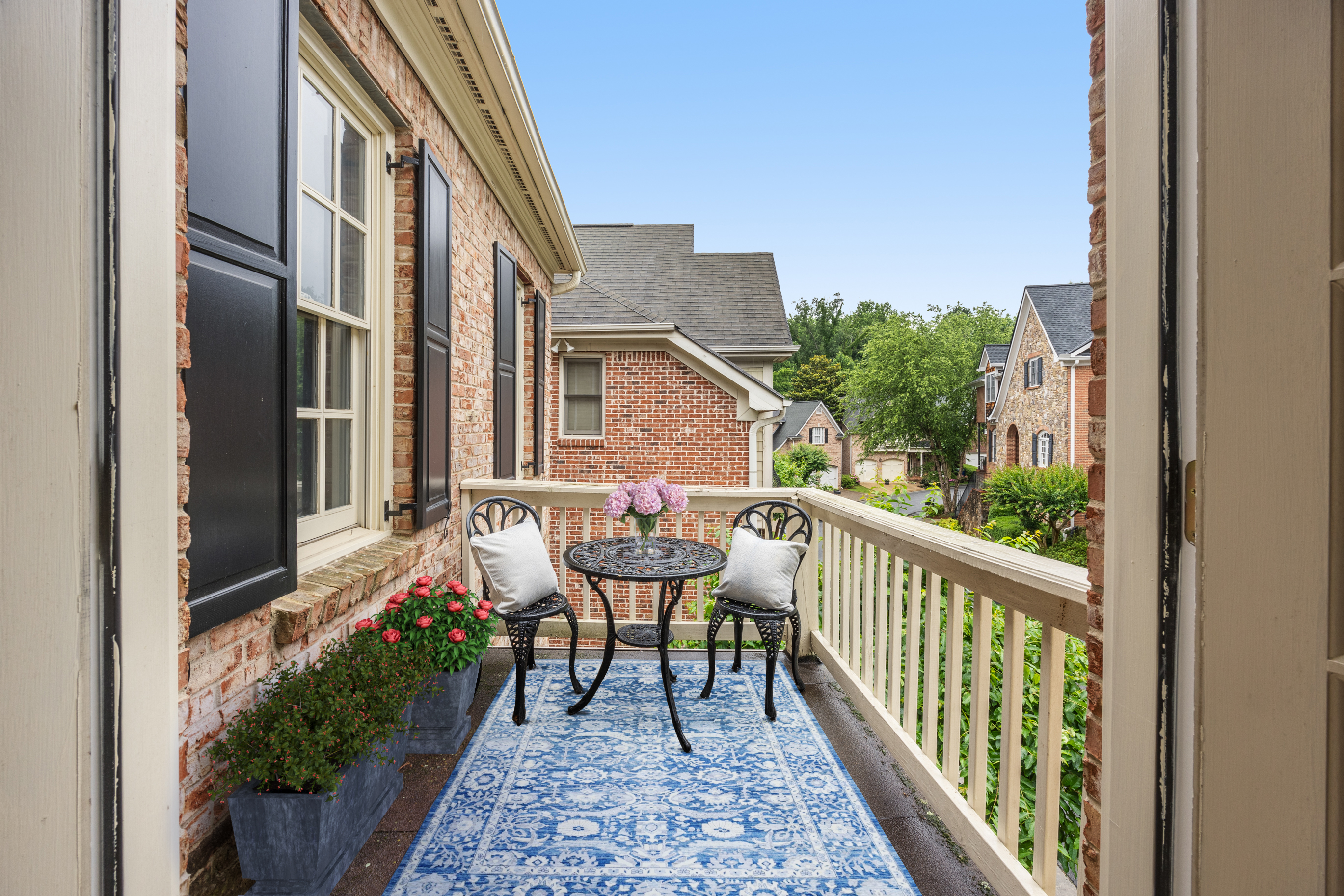  Impeccably Maintained Home in an Exclusive Gated Enclave - 物件實景