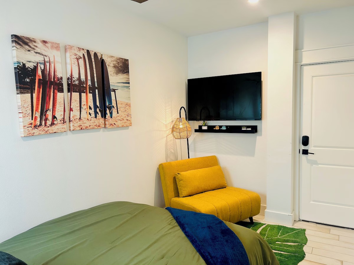 Port Aransas, Texas, 78373, United States, 5 Bedrooms Bedrooms, ,4 BathroomsBathrooms,Residential,For Sale,1982131