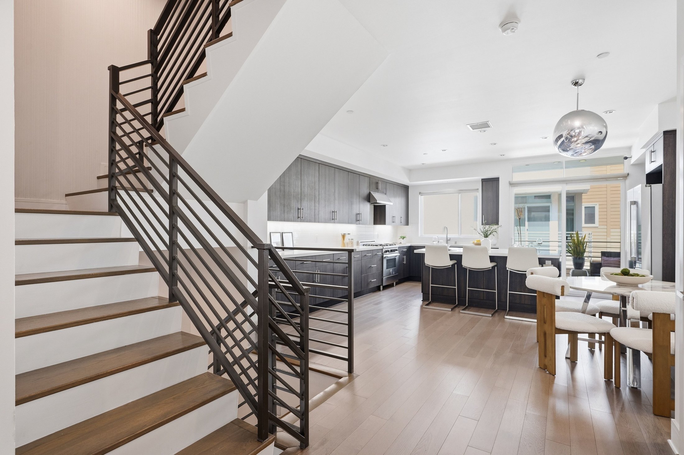  1400 North Fuller Avenue - 物件實景
