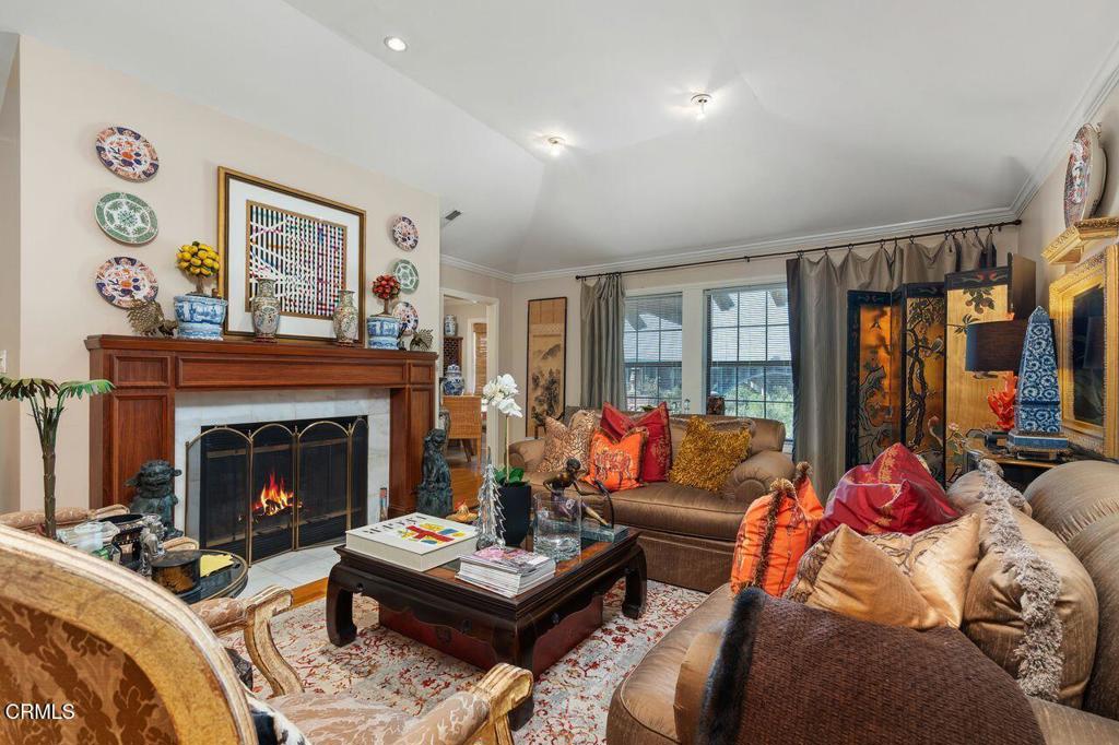 Pasadena, California, 91105, United States, 3 Bedrooms Bedrooms, ,2 BathroomsBathrooms,Residential,For Sale,1941777