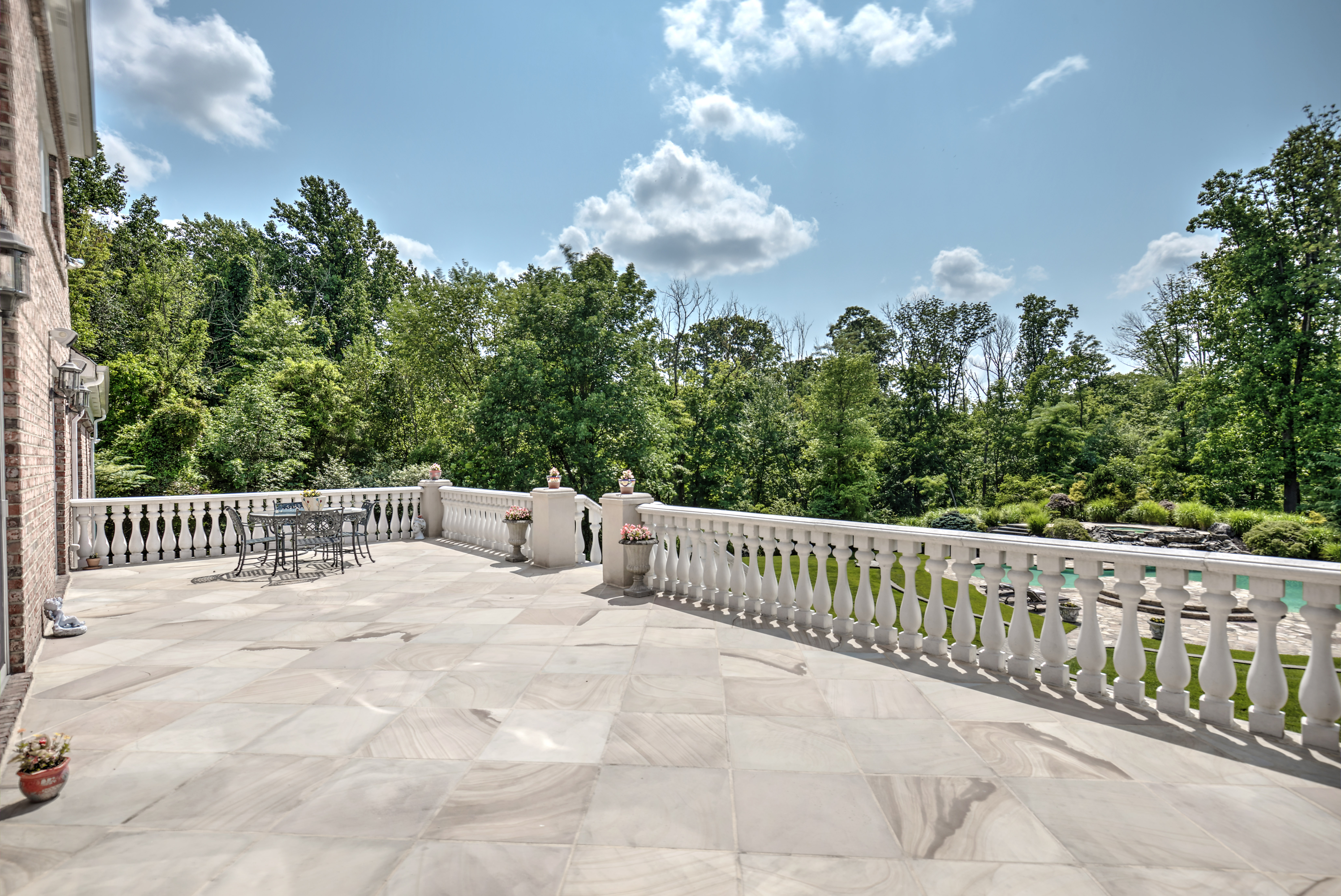  AN EXTRAORDINARY ENTERTAINMENT HAVEN ON OVER TWELVE ACRES - 物件實景