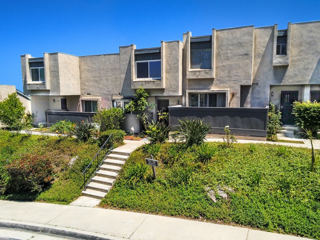 Montebello, California, 90640, United States, 3 Bedrooms Bedrooms, ,2 BathroomsBathrooms,Residential,For Sale,2039978