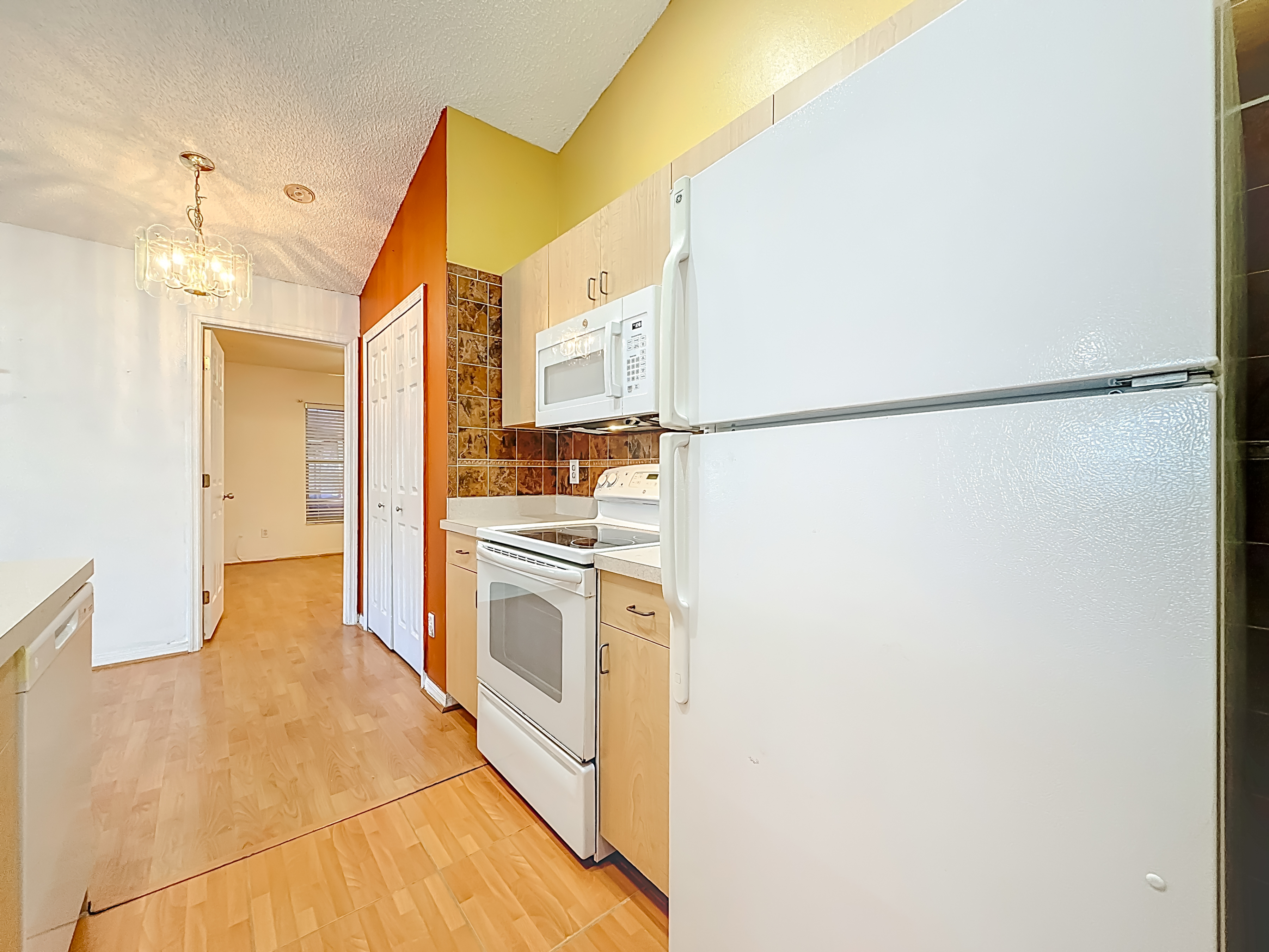 St. Petersburg, Florida, 33713, United States, 4 Bedrooms Bedrooms, ,2 BathroomsBathrooms,Residential,For Sale,2005721