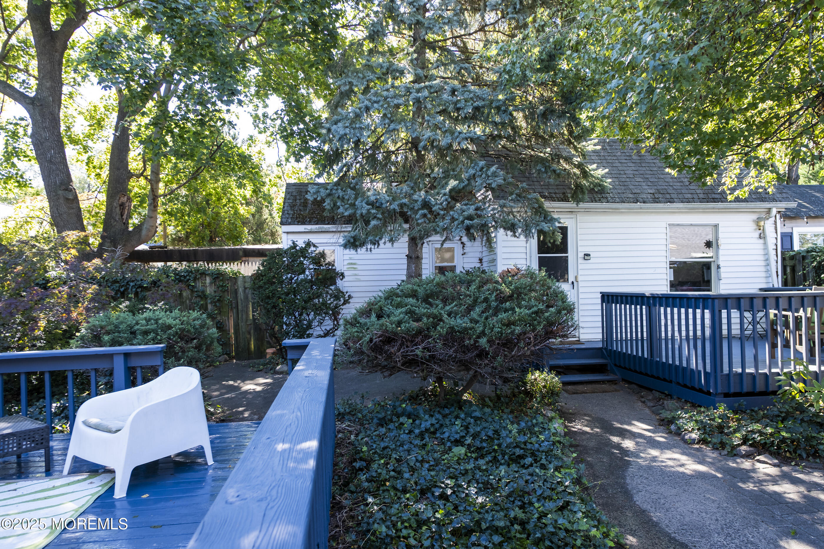 Leonardo, New Jersey, 07737, United States, 4 Bedrooms Bedrooms, ,3 BathroomsBathrooms,Residential,For Sale,1989142