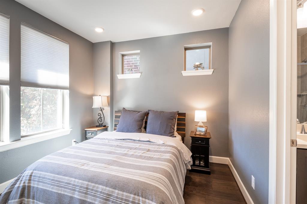 Dallas, Texas, 75212, United States, 3 Bedrooms Bedrooms, ,4 BathroomsBathrooms,Residential,For Sale,1966564