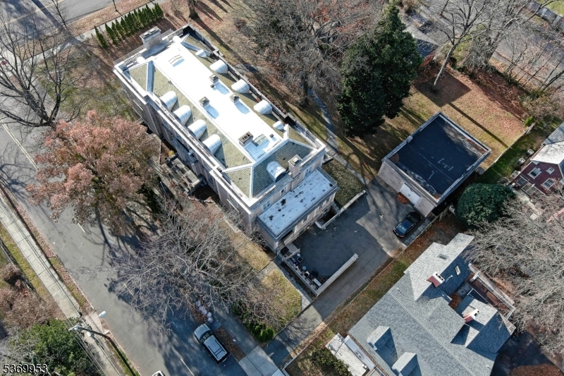 Newark City, New Jersey, 07104, United States, 15 Bedrooms Bedrooms, ,8 BathroomsBathrooms,Residential,For Sale,1996091