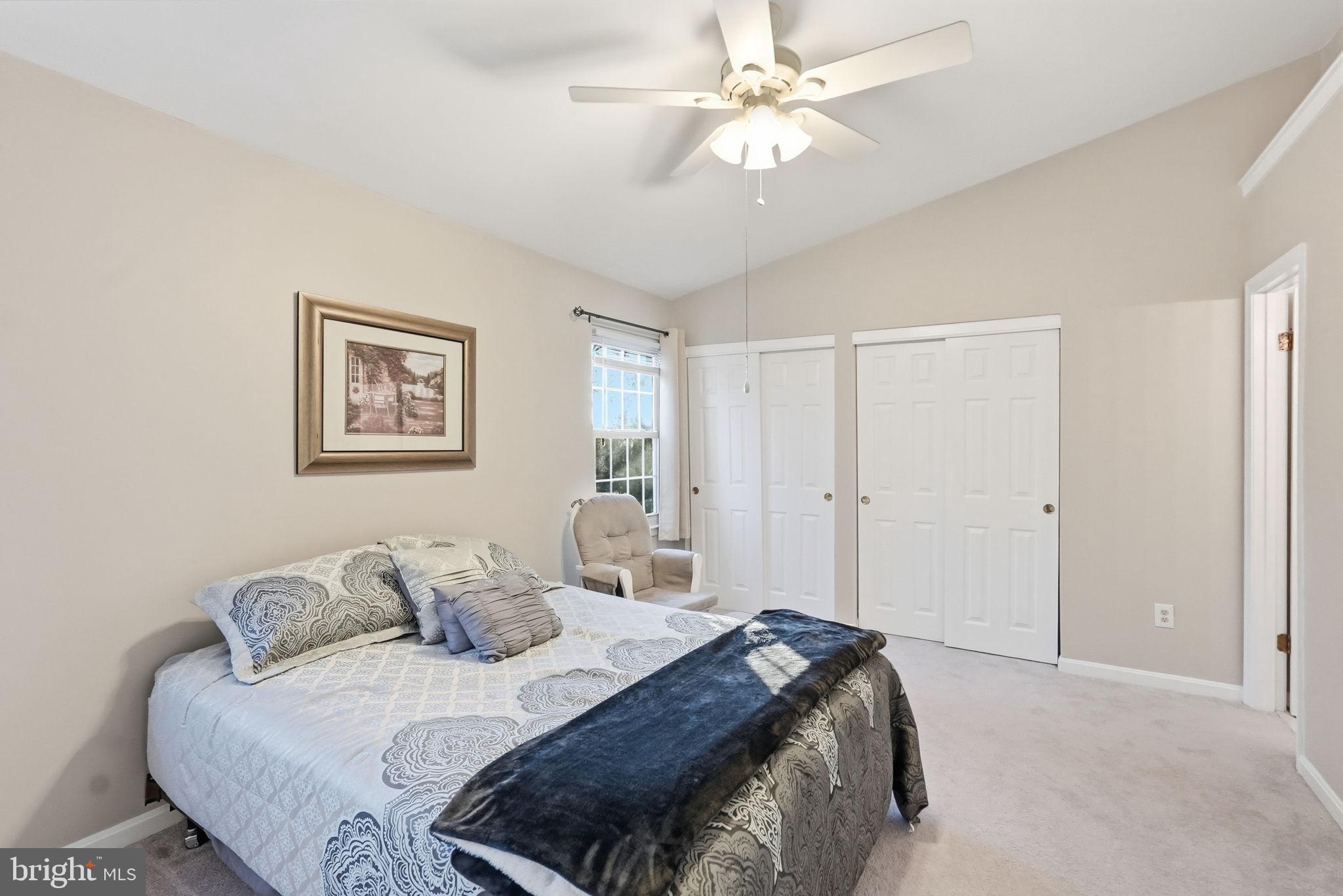 Fairfax, Virginia, 22033, United States, 2 Bedrooms Bedrooms, ,4 BathroomsBathrooms,Residential,For Sale,2001476