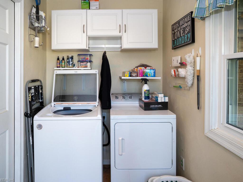 Virginia Beach Va, Virginia, 23457, United States, 4 Bedrooms Bedrooms, ,3 BathroomsBathrooms,Residential,For Sale,1989088