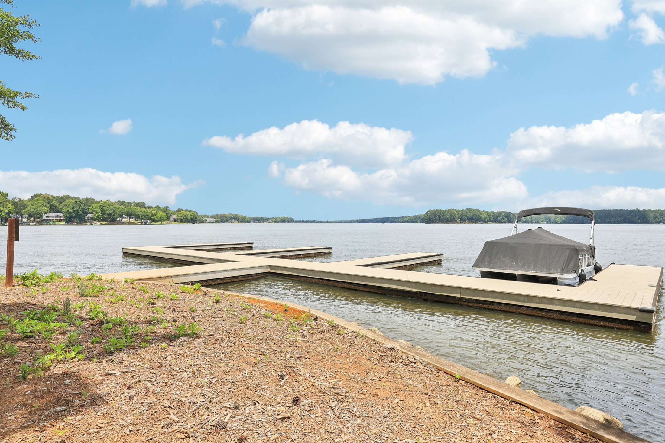  Stunning New Construction Home Includes a Private Assigned Boat Slip - 物件實景