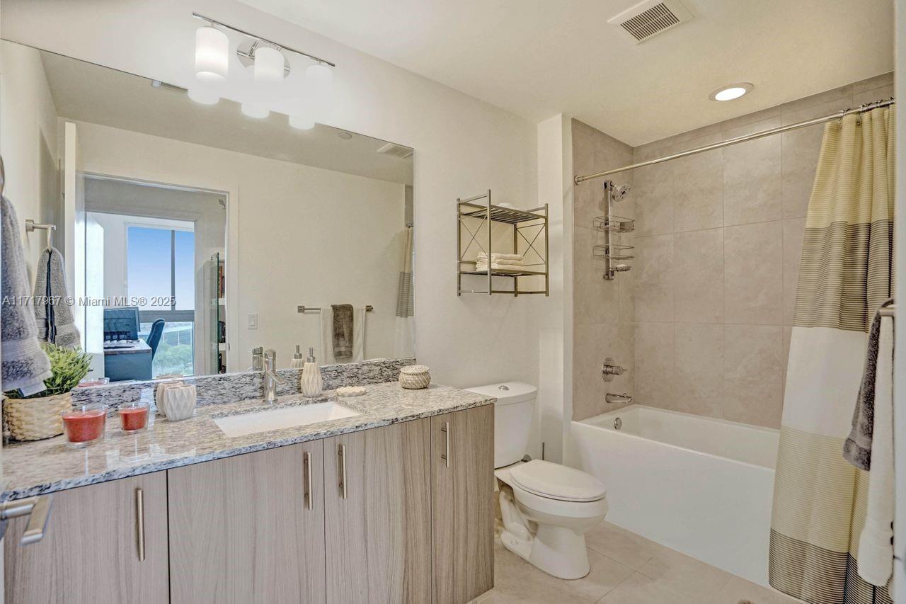 5350 NW 84th Ave Unit 901, Doral, Florida, 33166, United States, 3 Bedrooms Bedrooms, ,3 BathroomsBathrooms,Residential,For Sale,5350 NW 84th Ave Unit 901,1679043
