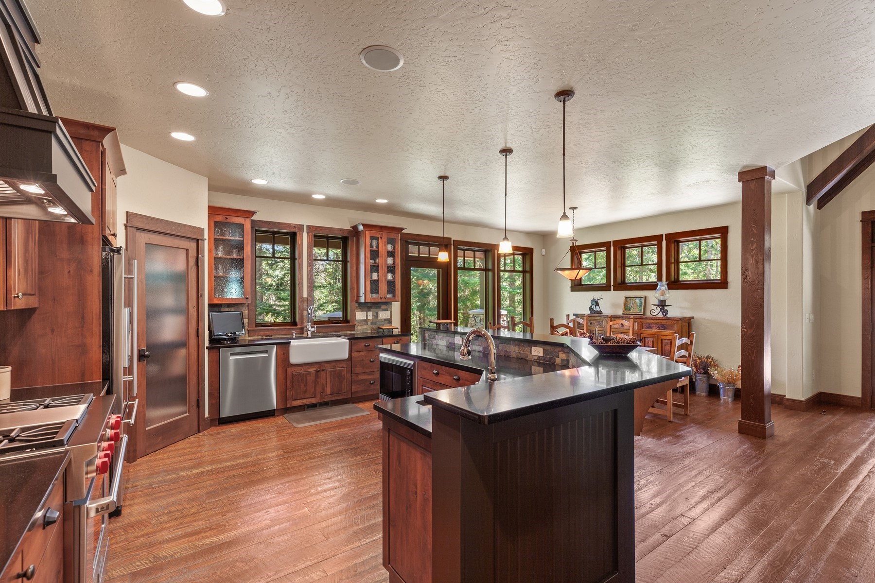  Eagles Mere Ranchette w SHOP - 物件實景