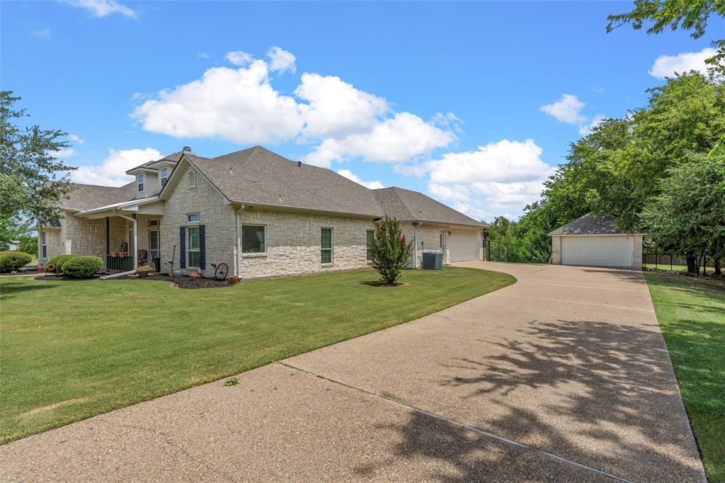 Lorena, Texas, 76655, United States, 4 Bedrooms Bedrooms, ,4 BathroomsBathrooms,Residential,For Sale,1906757