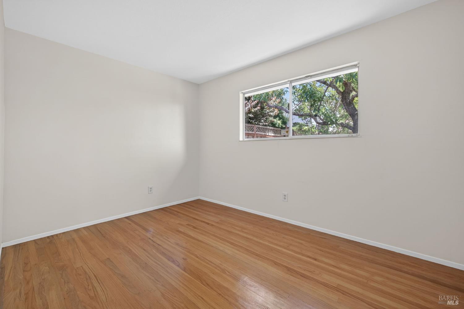 Petaluma, California, 94954, United States, 3 Bedrooms Bedrooms, ,2 BathroomsBathrooms,Residential,For Sale,2047948