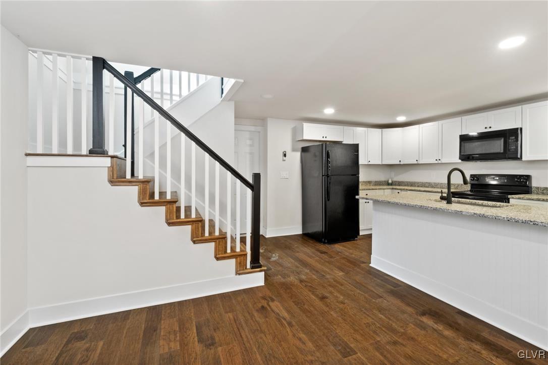Allentown City, Pennsylvania, 18109, United States, 5 Bedrooms Bedrooms, ,5 BathroomsBathrooms,Residential,For Sale,1759200