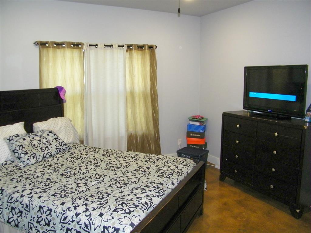 Kingfisher, Oklahoma, 73750, United States, 4 Bedrooms Bedrooms, ,3 BathroomsBathrooms,Residential,For Sale,1973899