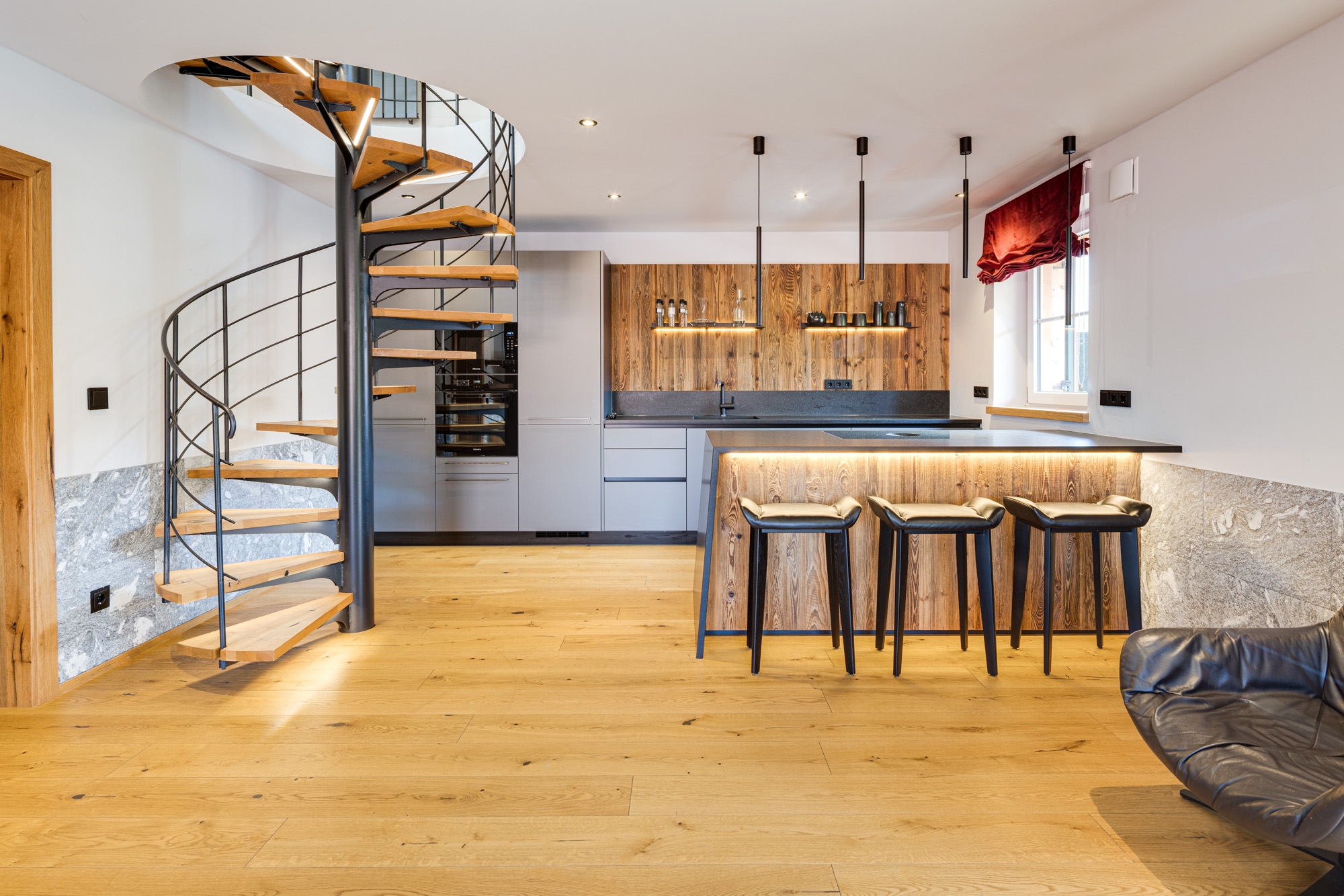  Luxurious maisonette apartment with mountain views - 物件實景