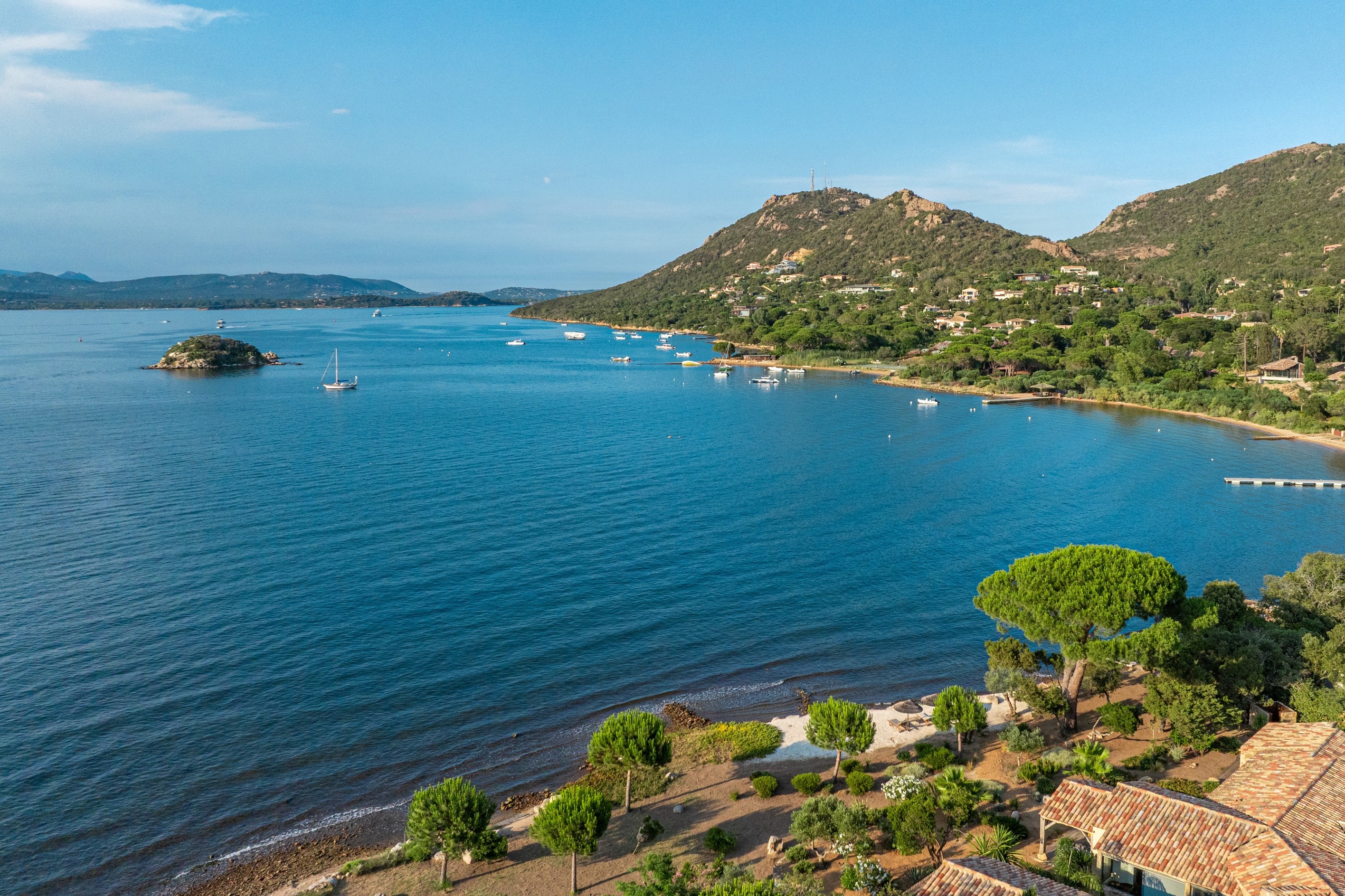  SALE: WATERFRONT PROPERTY – GULF OF PORTO-VECCHIO, CORSICA - 物件實景