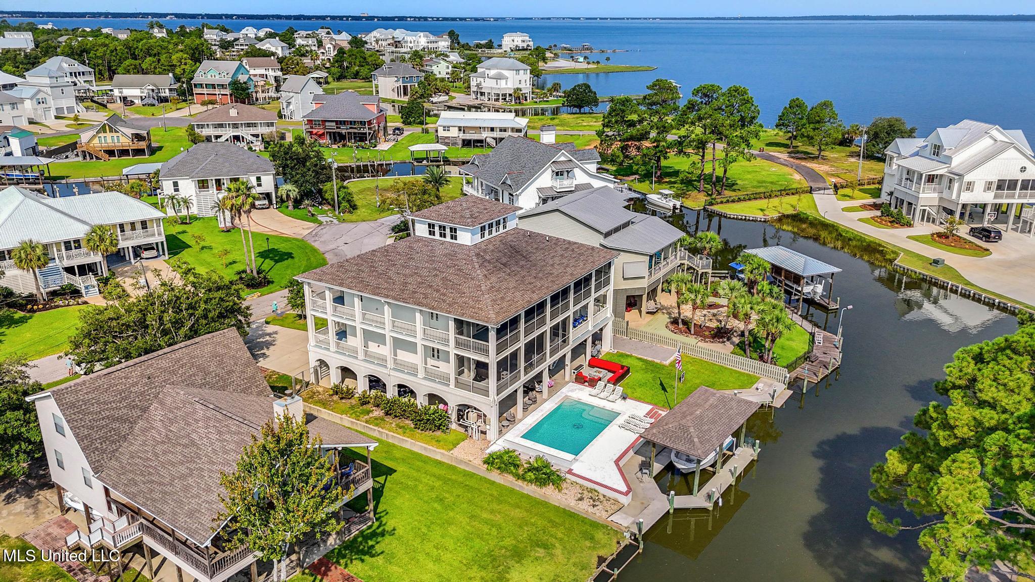 Pass Christian, Mississippi, 39571, United States, 5 Bedrooms Bedrooms, ,7 BathroomsBathrooms,Residential,For Sale,1989157