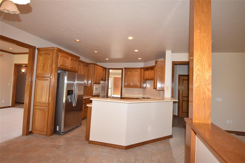 Oklahoma City, Oklahoma, 73142, United States, 5 Bedrooms Bedrooms, ,4 BathroomsBathrooms,Residential,For Sale,1935370