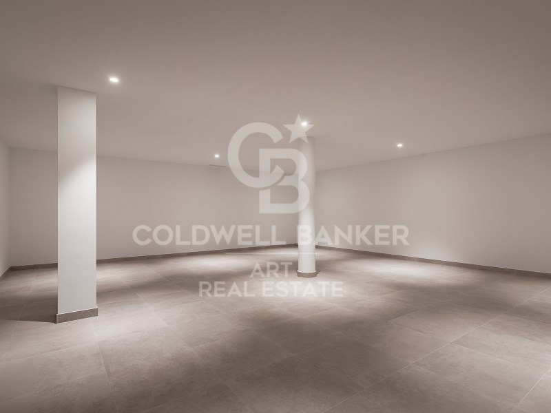Estepona, Andalusia, ES, 5 Bedrooms Bedrooms, ,5 BathroomsBathrooms,Residential,For Sale,1826458