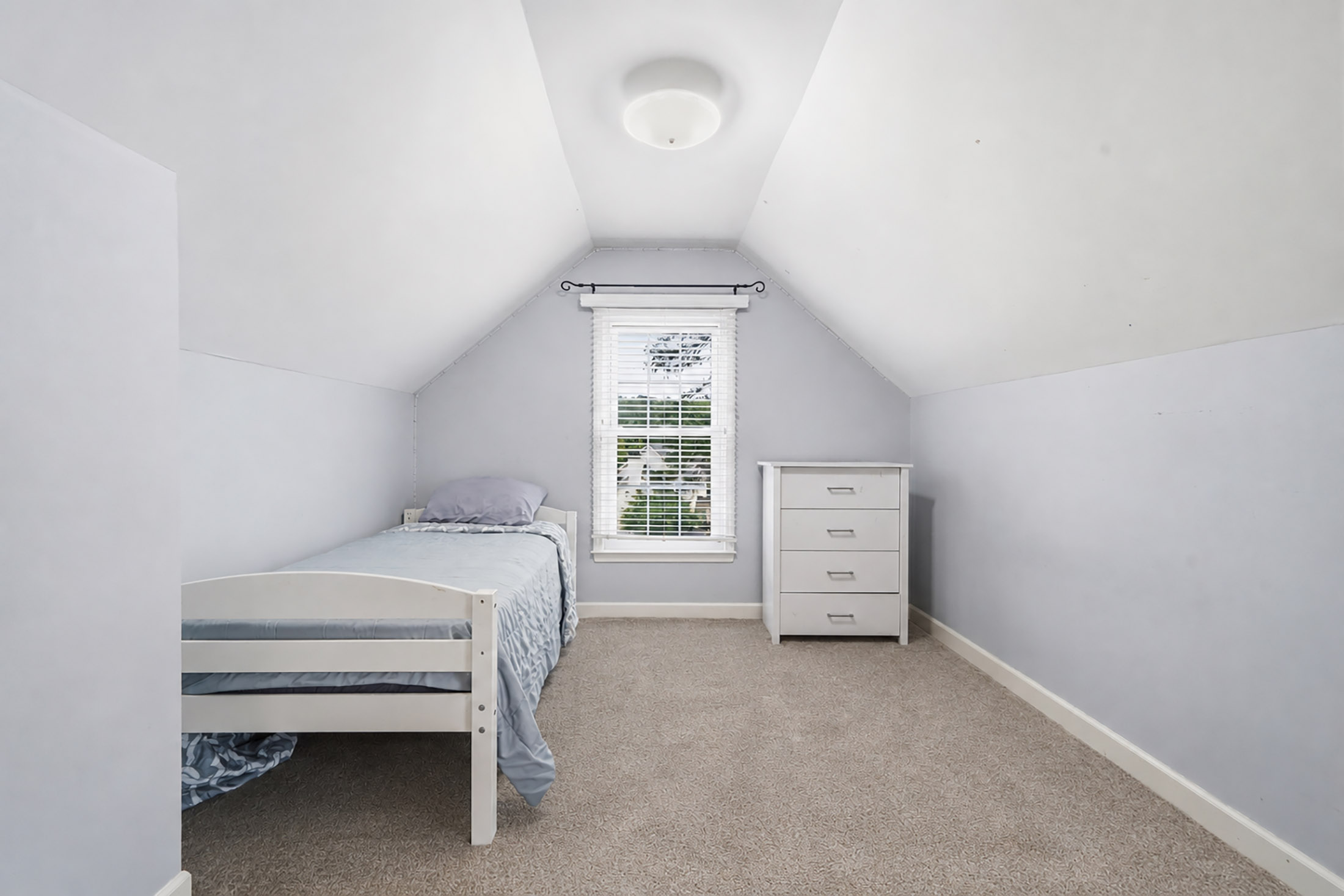  This Glastonberry Home Is Ready to Welcome Its Next Chapter - 物件實景