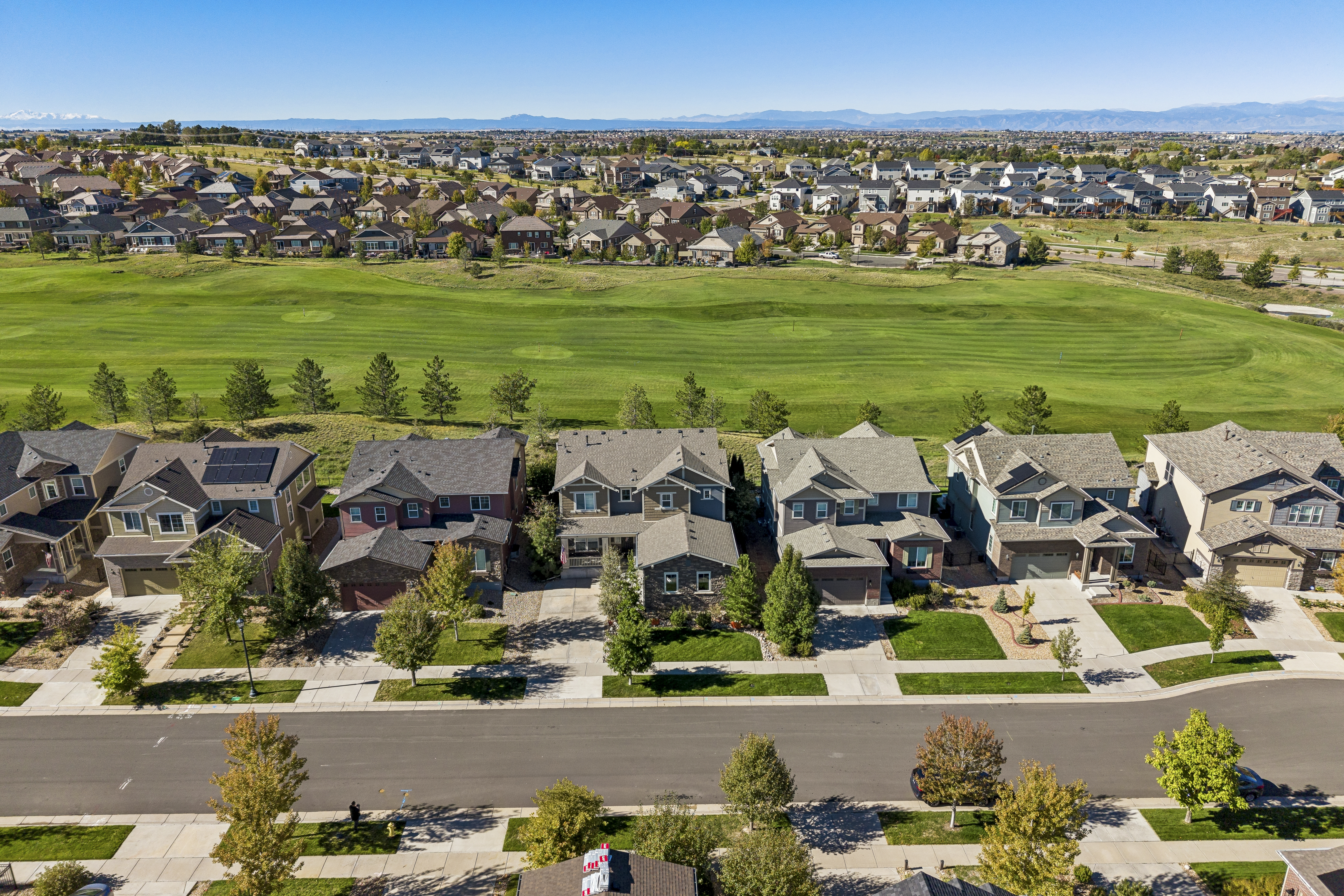  A beautifully appointed two-story home in the desirable Blackstone Country Club. - 物件實景