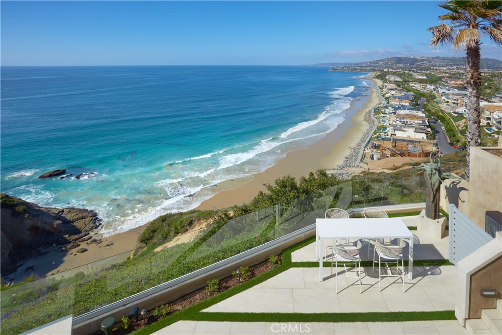 Dana Point, California, 92629, United States, 3 Bedrooms Bedrooms, ,4 BathroomsBathrooms,Residential,For Sale,1885078