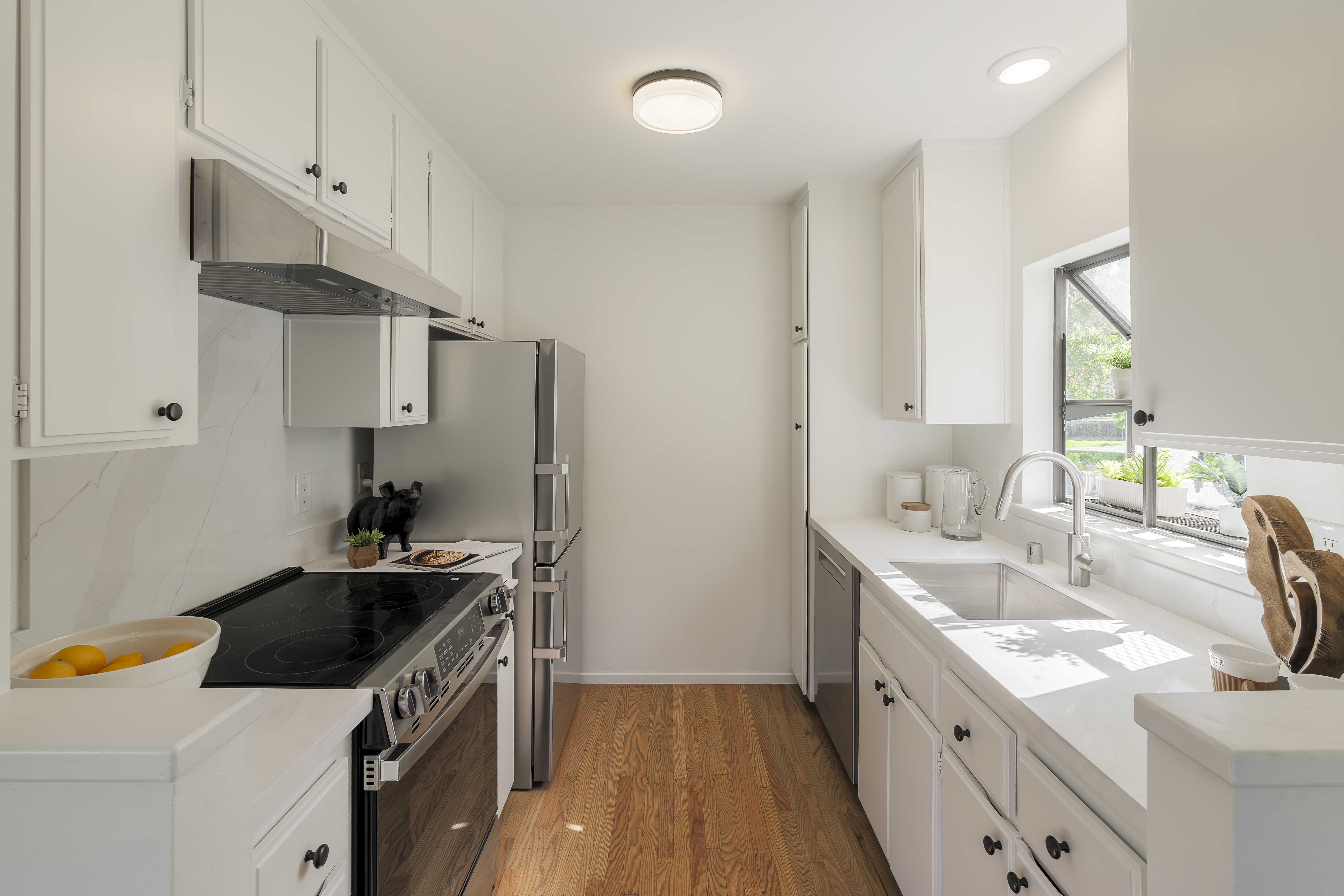  Beautifully Renovated Waterview Condo Minutes from Downtown Mountain View - 物件實景