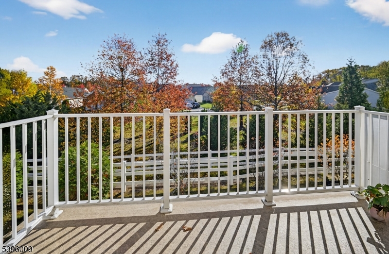 Sayreville Boro, New Jersey, 08859, United States, 2 Bedrooms Bedrooms, ,3 BathroomsBathrooms,Residential,For Sale,1989005