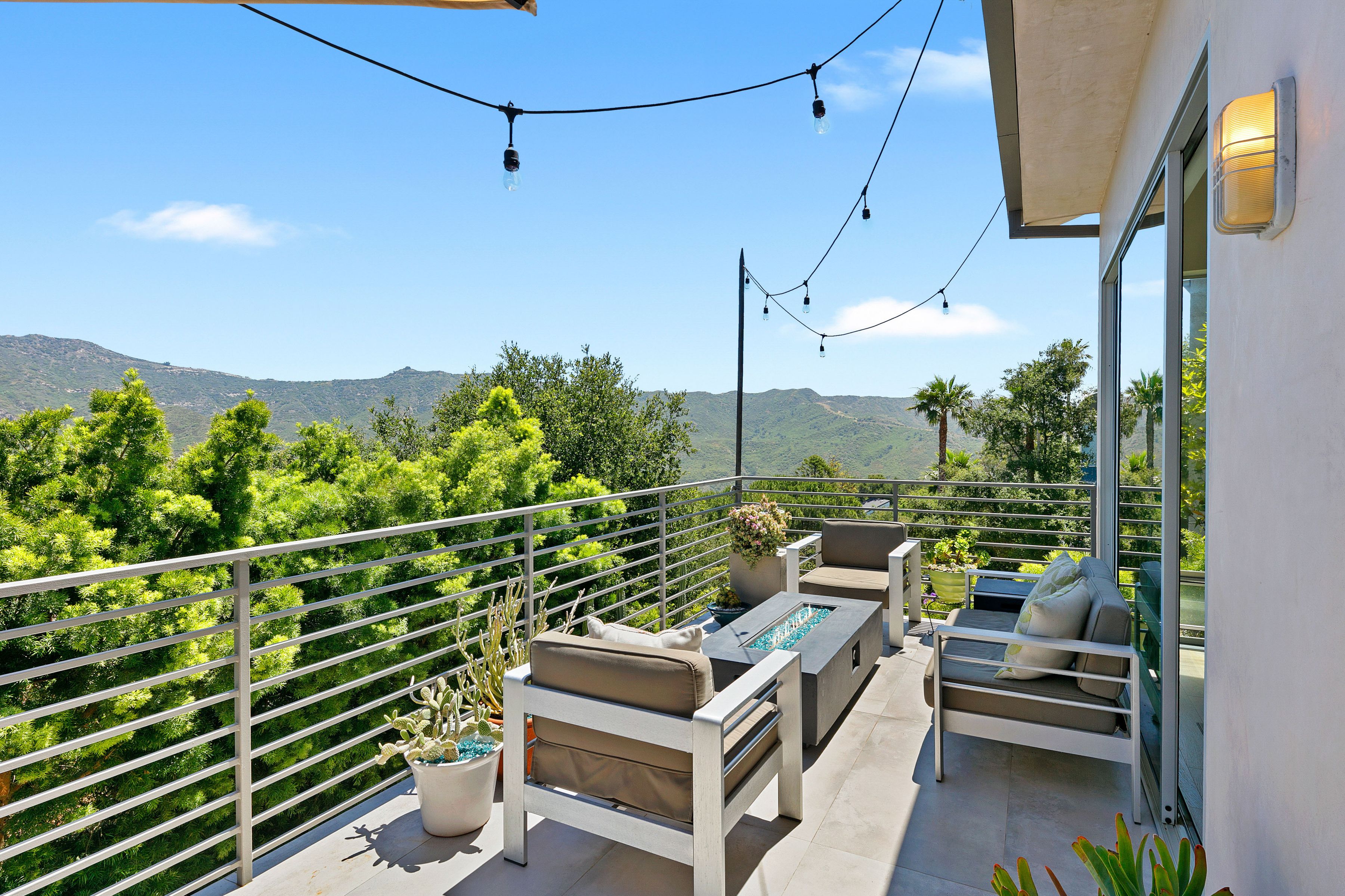  2028   Corral Canyon Road - 物件實景