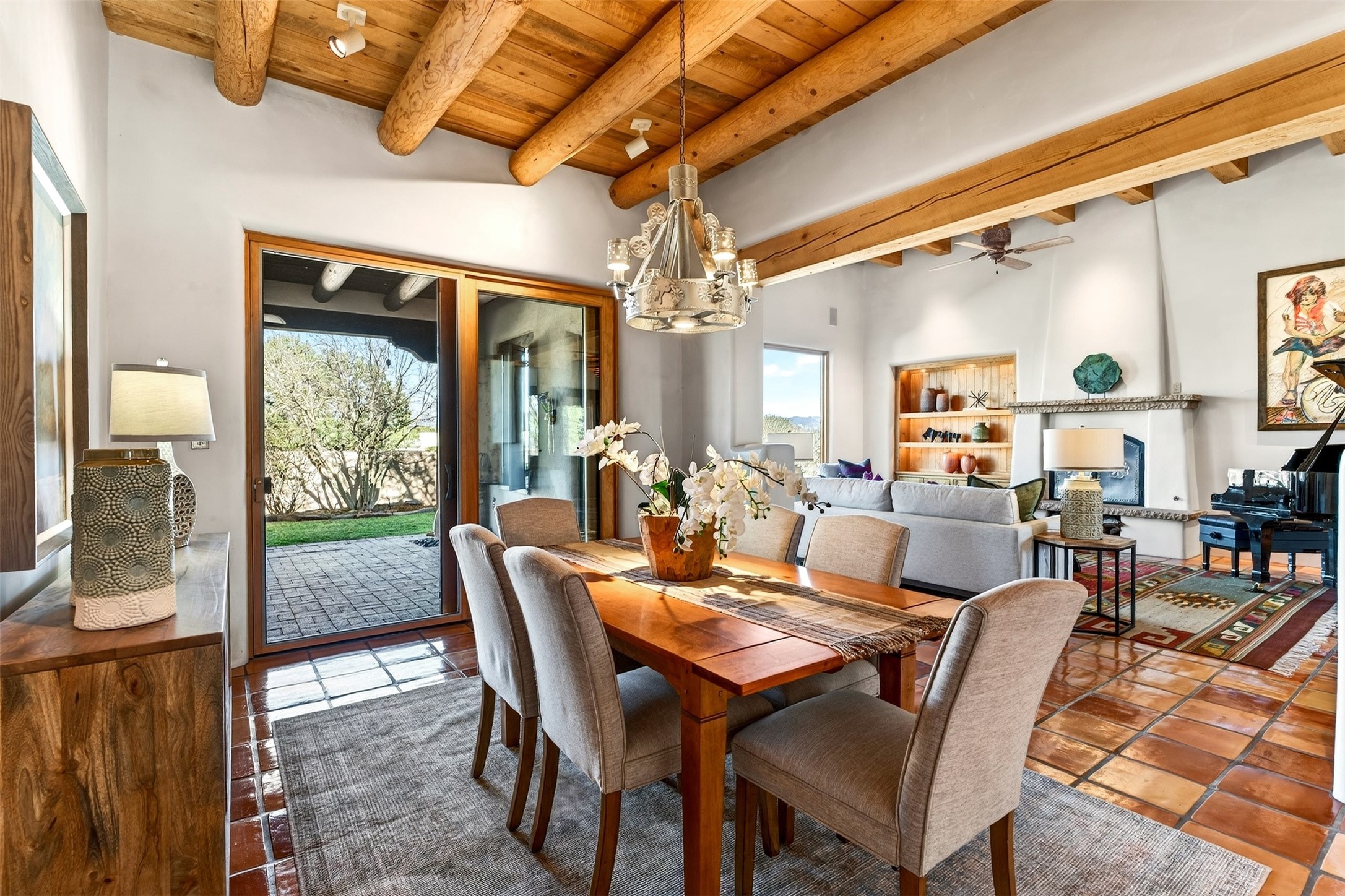  8 Ridgetop Circle - 物件實景