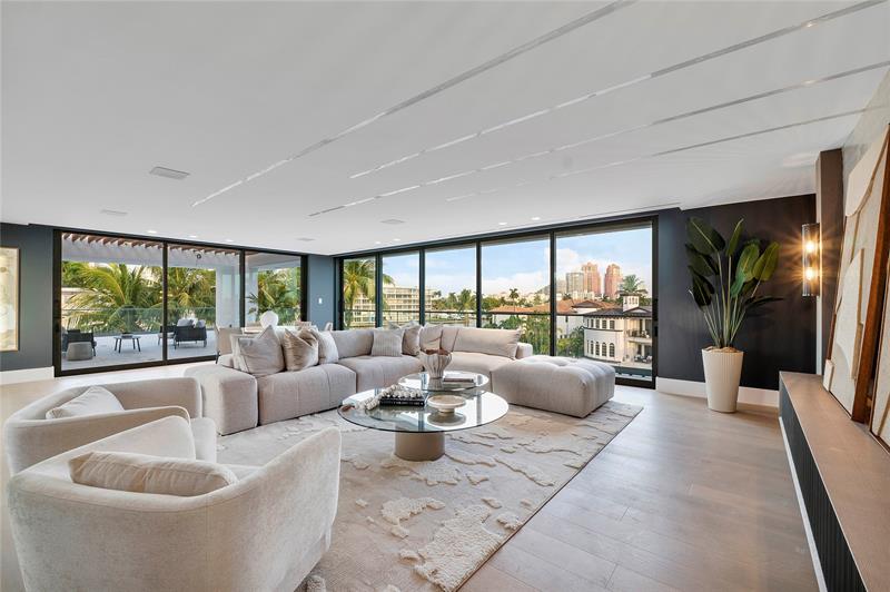 Fort Lauderdale, Florida, 33306, United States, 6 Bedrooms Bedrooms, ,8 BathroomsBathrooms,Residential,For Sale,1958113