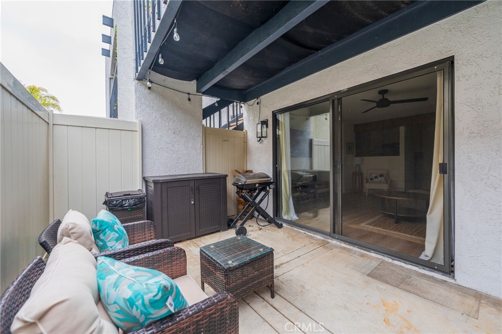 Huntington Beach, California, 92648, United States, 1 Bedroom Bedrooms, ,1 BathroomBathrooms,Residential,For Sale,1969398