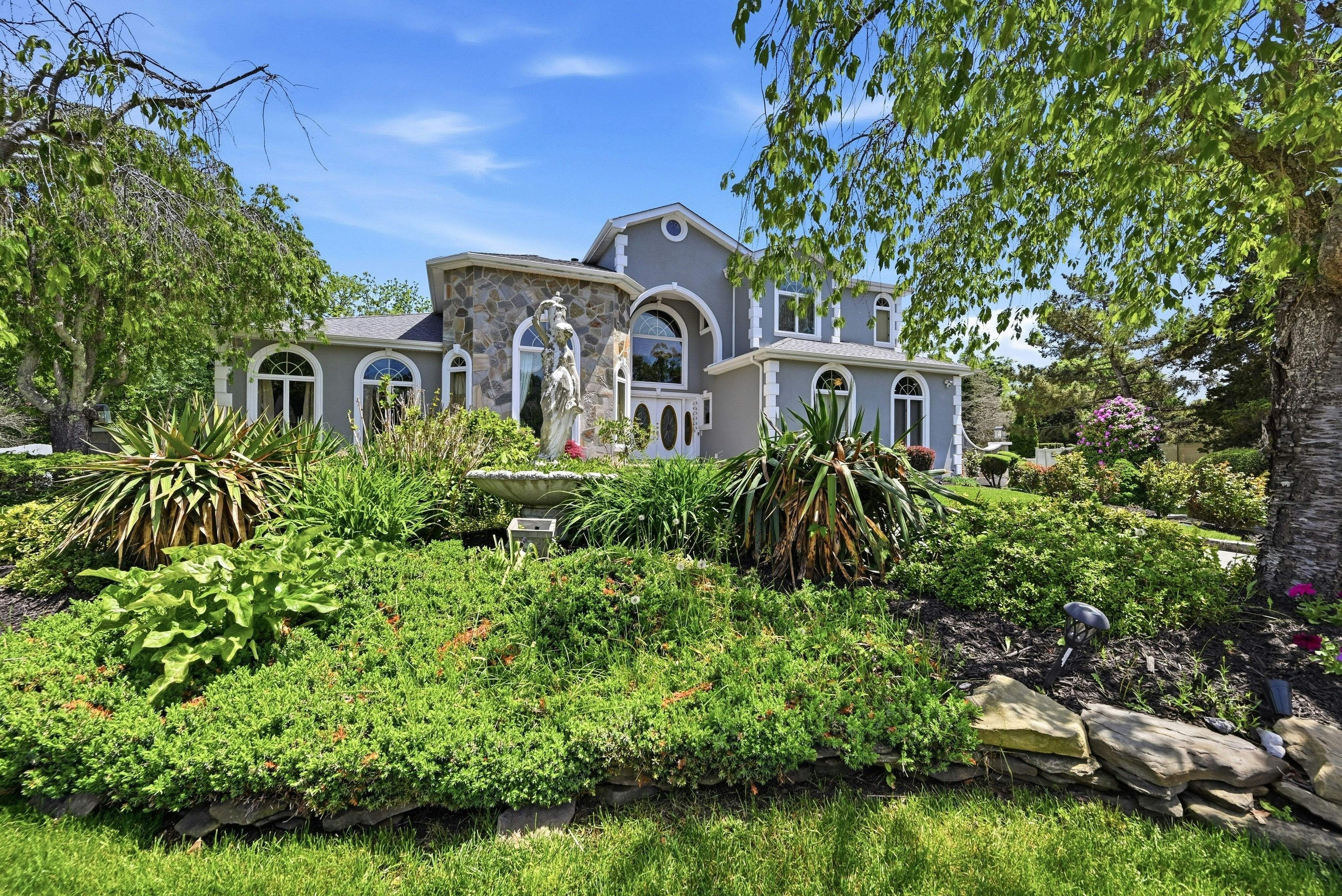  12 Phillips Lane, Lake Grove, NY, 11755 - 物件實景