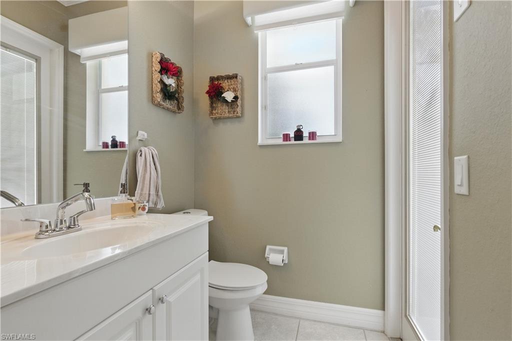 Cape Coral, Florida, 33914, United States, 4 Bedrooms Bedrooms, ,4 BathroomsBathrooms,Residential,For Sale,1985054