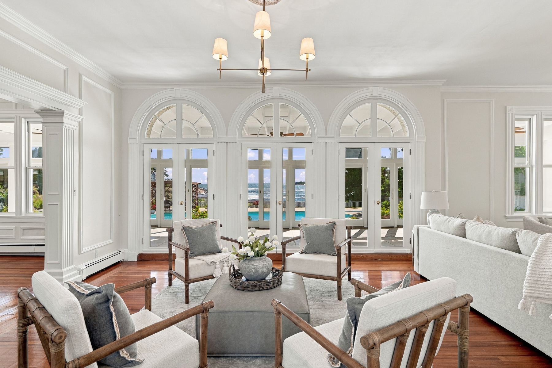  352 Atlantic Avenue, Marblehead, MA, 01945 - 物件實景