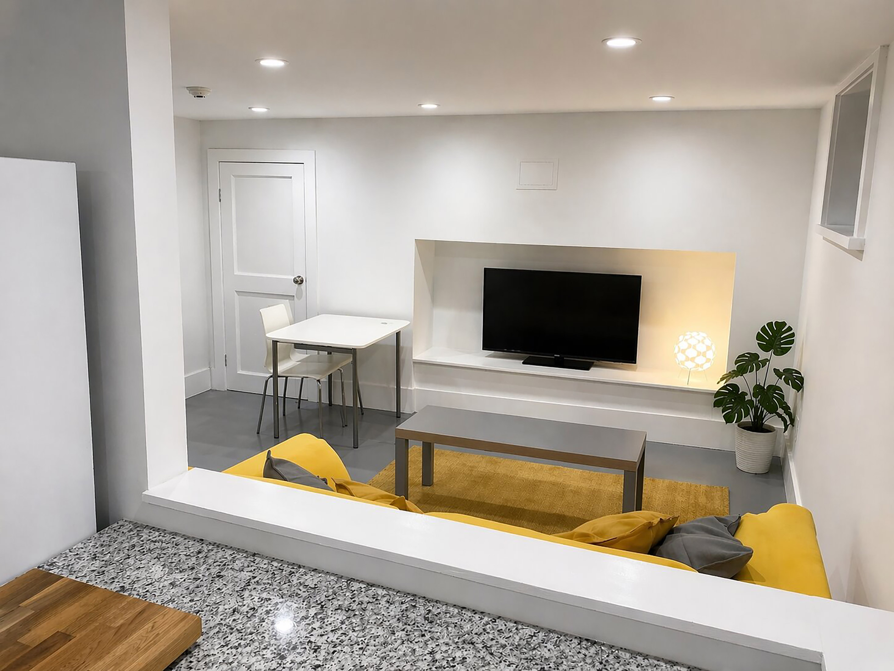  Stunning Mediterranean-style Home in the Heart of Morningside - 物件實景