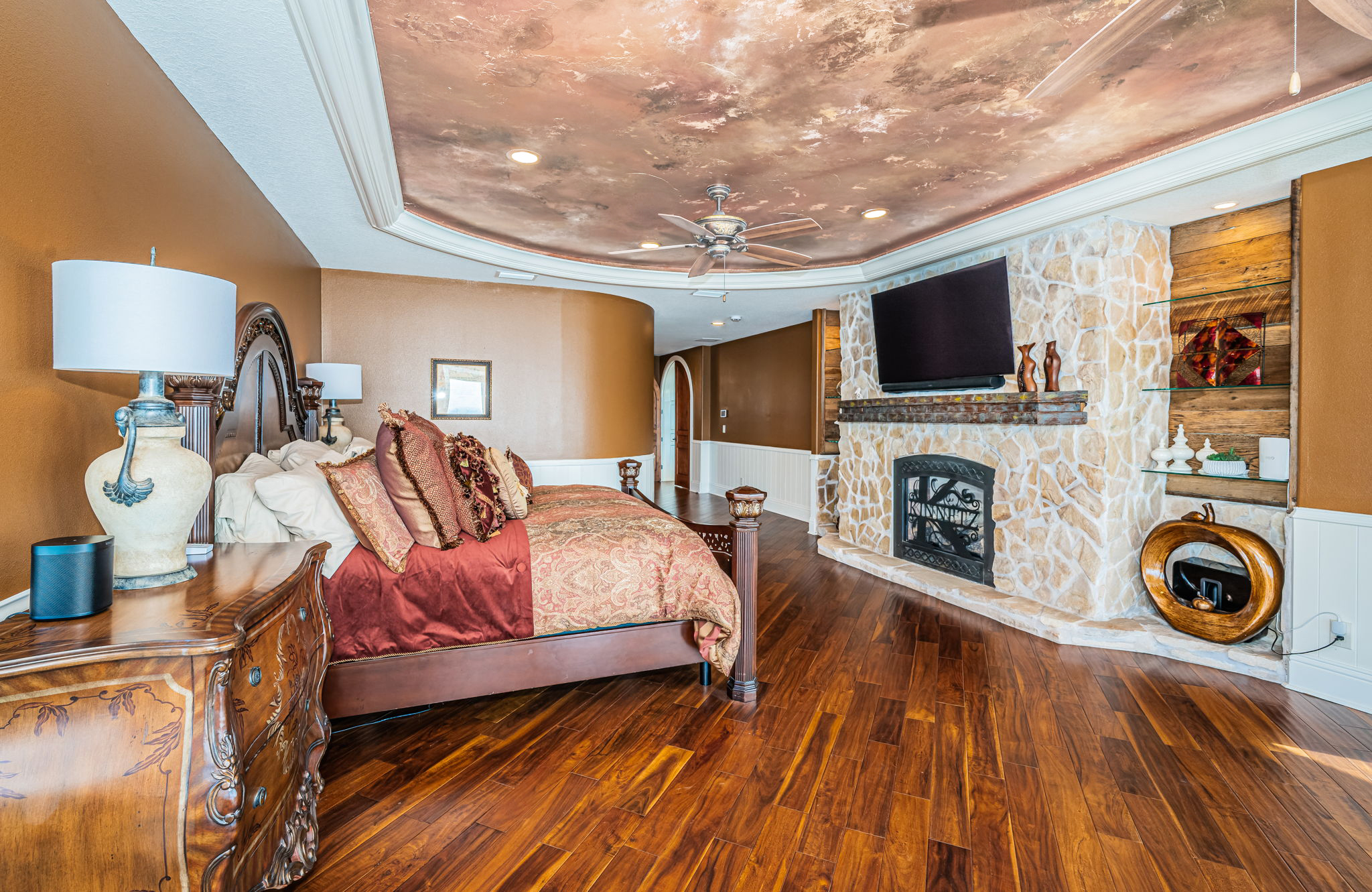 Redington Beach, Florida, 33708, United States, 5 Bedrooms Bedrooms, ,10 BathroomsBathrooms,Residential,For Sale,1697870