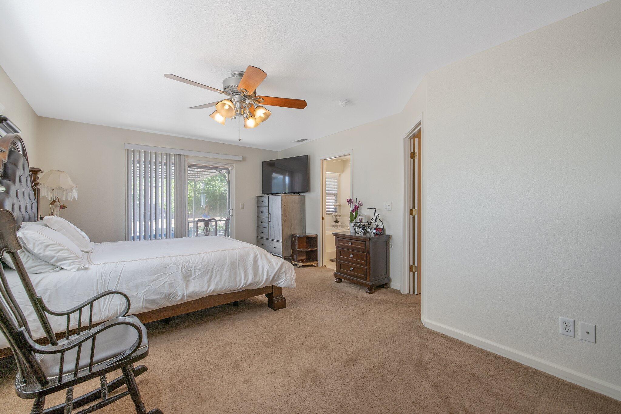 Fresno, California, 93737, United States, 4 Bedrooms Bedrooms, ,3 BathroomsBathrooms,Residential,For Sale,1839488