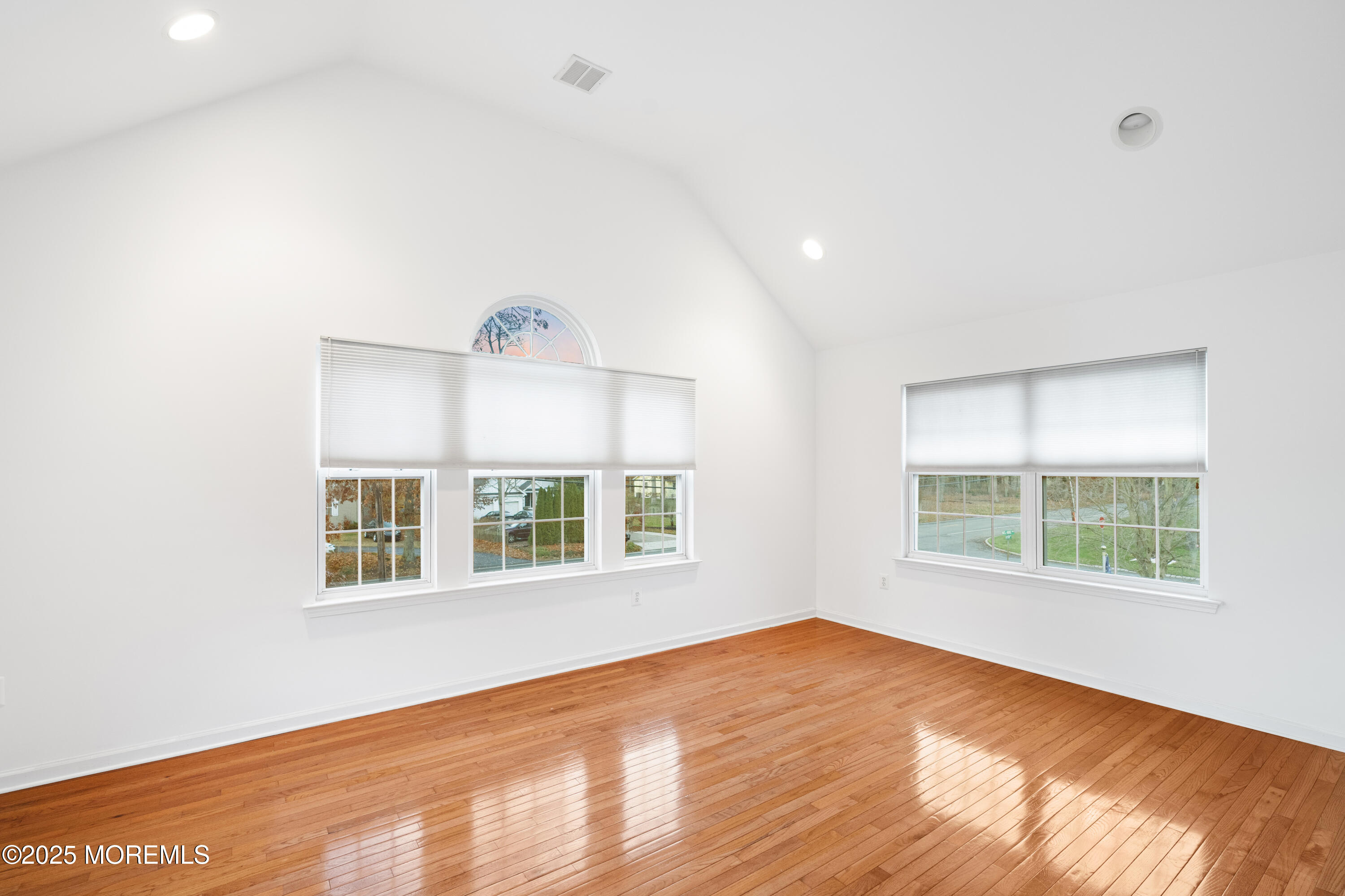 Jackson, New Jersey, 08527, United States, 7 Bedrooms Bedrooms, ,5 BathroomsBathrooms,Residential,For Sale,1998034