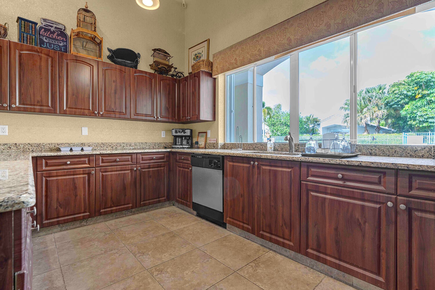 Boca Raton, Florida, 33433, United States, 3 Bedrooms Bedrooms, ,2 BathroomsBathrooms,Residential,For Sale,2048955